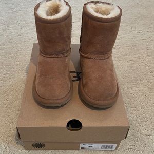 UGG Classic Boots Toddler Size 10 Brown